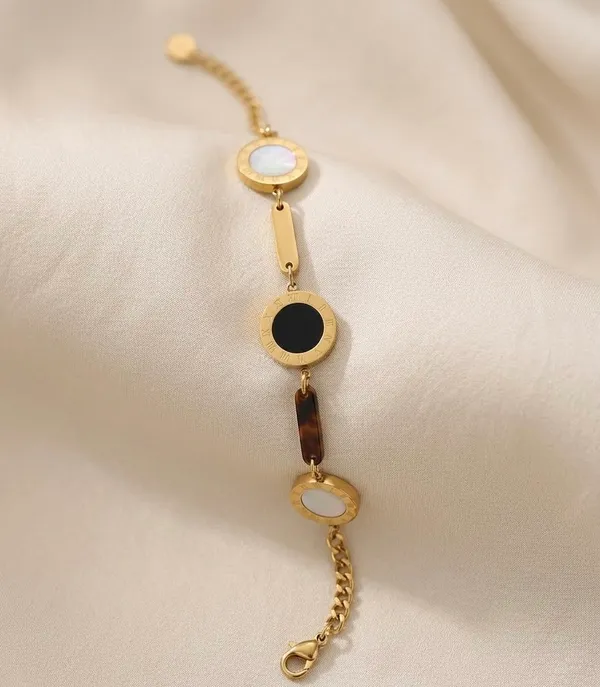 Opal_Glow_Statement_Bracelet