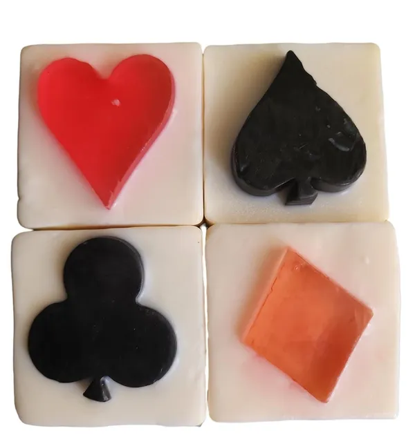 Playing_Cards_Suit_Soap_Set_Pack_Of_4