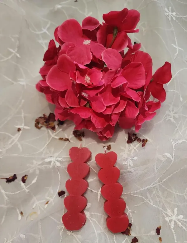 Rose_Pillar_Candle_Pack_Of_2