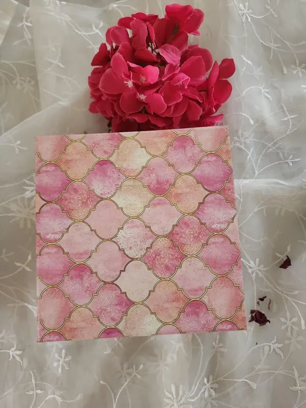 Valentines_Day_Gift_Set_With_Soap_Candle_And_Towel_Pack_Of_6