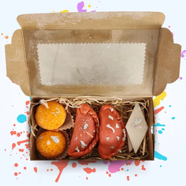 Scented_Candles_Gift_Set_Pack_Of_6