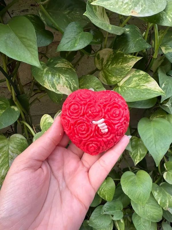 Heart_Shape_Scented_Candle