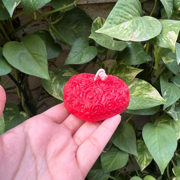 Heart_Shape_Scented_Candle
