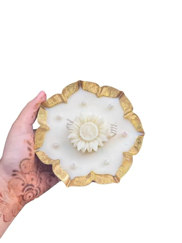 Urli_Scented_Candle_With_Reusable_Bowl