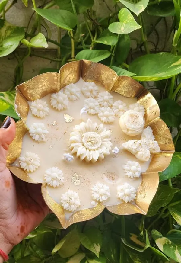 Butterfly_Sunflower_Urli_Candle