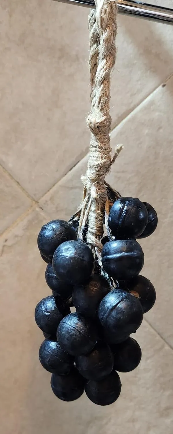 Charcoal_Grape_Bar_Soap