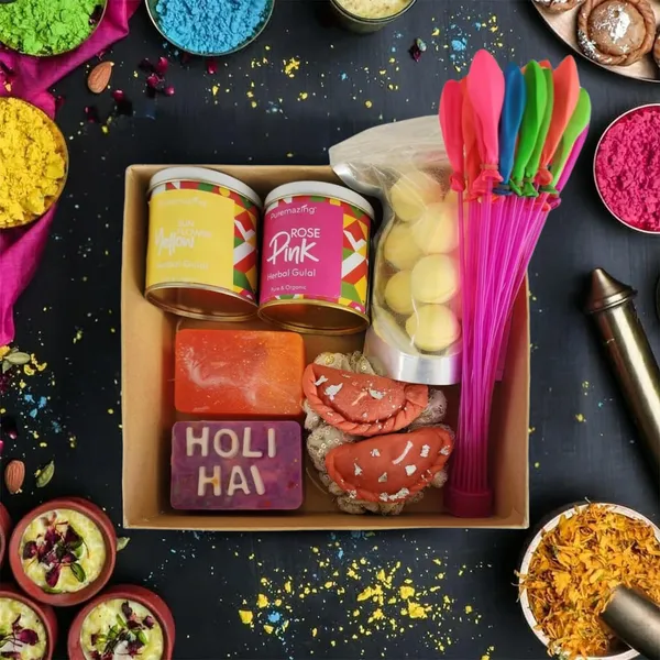 Holi_Gift_Hamper_Pack_Of_8