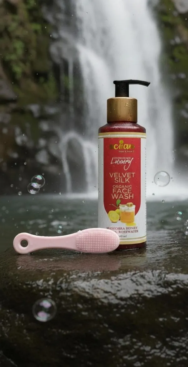 Velvet_Silk_Face_Wash_With_Cleansing_Brush_Pack_Of_2