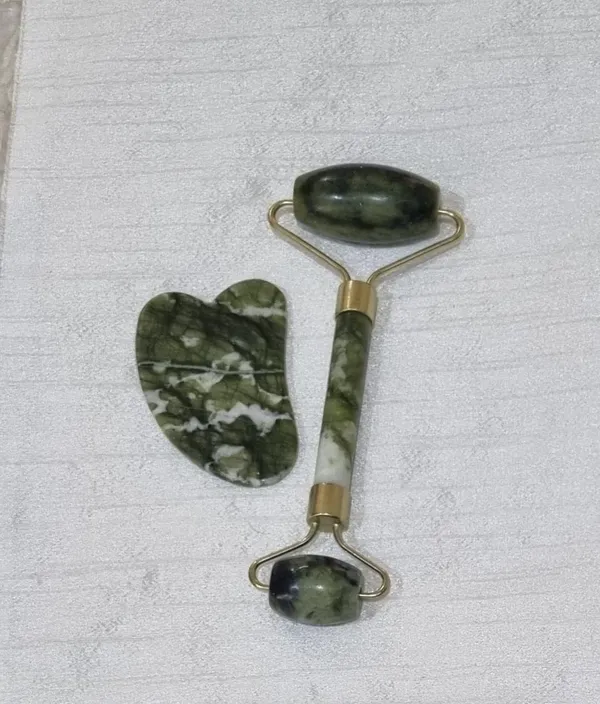 Jade_Roller_And_Gua_Sha_Facial_Massager_Set_Pack_Of_2