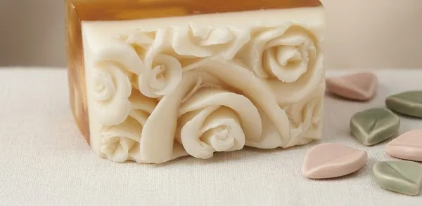 Turmeric_Saffron_Soap_Bar