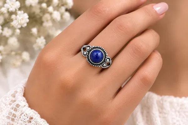 Blue_Lapis_Lazuli_Oval_Cabochon_Ring