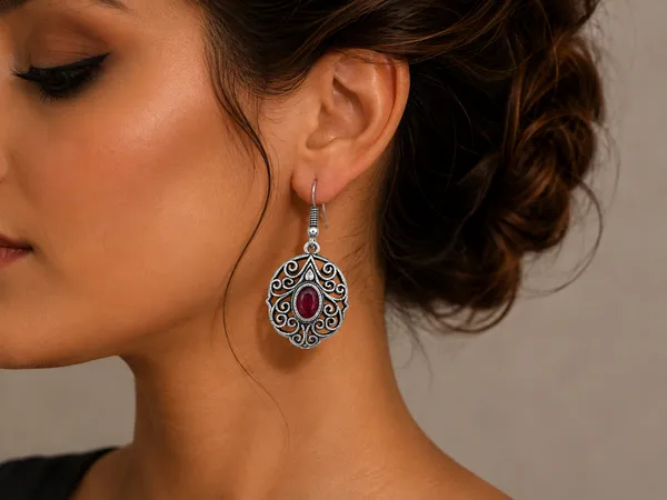 Red_Gemstone_Earrings