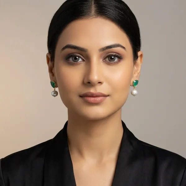 Pure_Silver_With_18K_Gold_Plating_With_Pearls_And_Green_Onyx_Earring