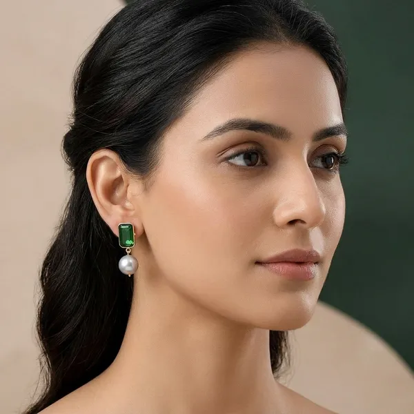 Pure_Silver_Emerald_and_Pearl_Earring