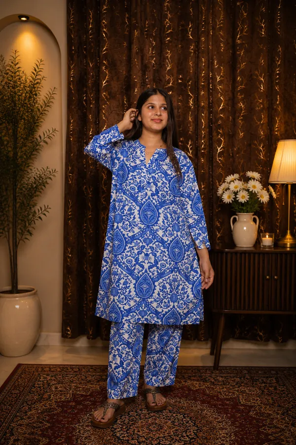 Aaraish_Women_Blue_Traditional_Print_Co-Ord_Set