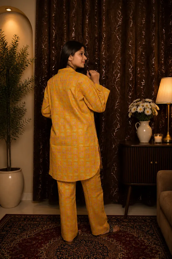 Aaraish_Women_Mustard_Yellow_Printed_Kurta_Co-Ord_Set