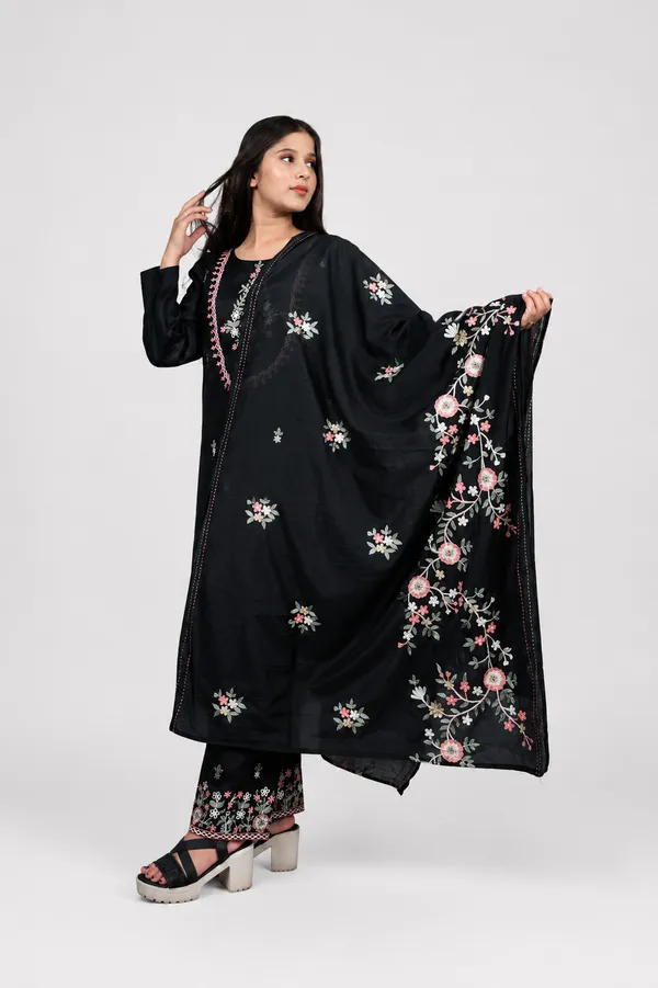 Black_Jaam_Cotton_Embroidered_Kurta_Set_For_Women