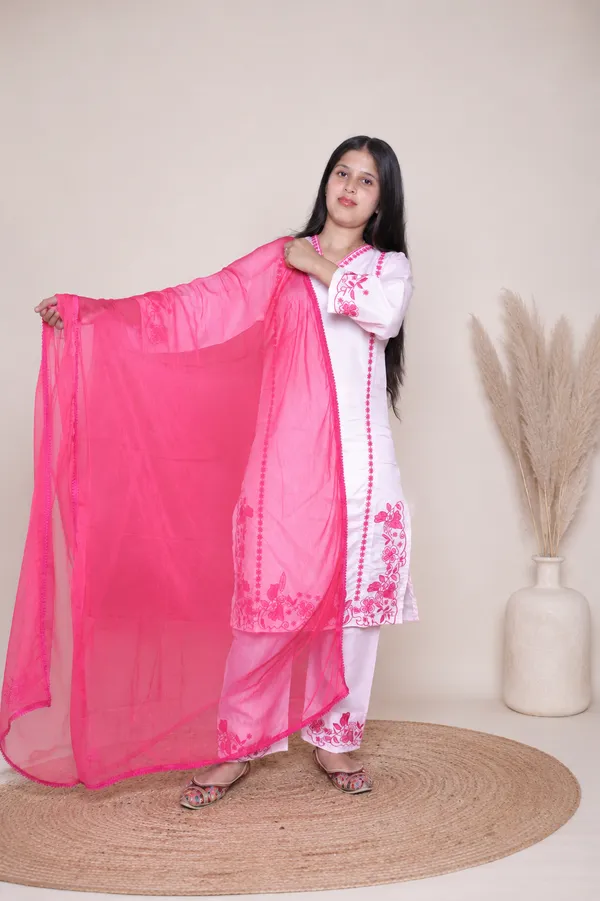 Pink_Mixed_Cotton_Embroidered_Kurta_Set_For_Women