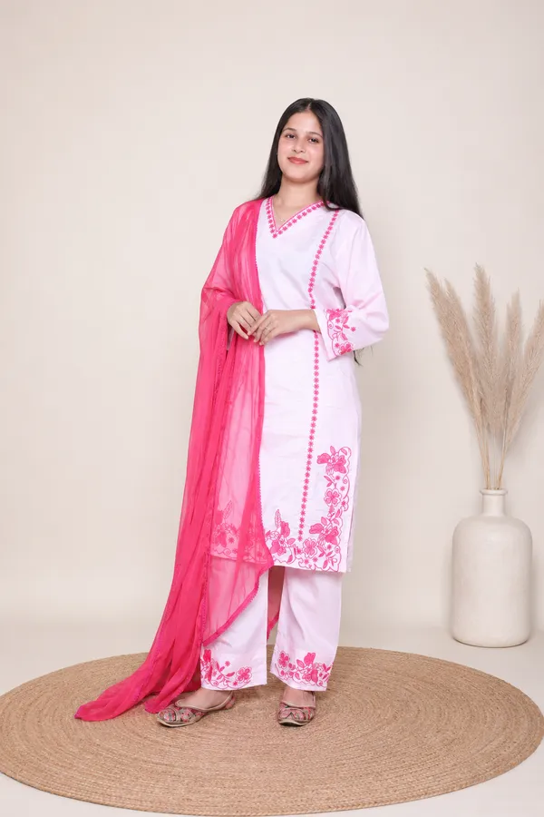 Pink_Mixed_Cotton_Embroidered_Kurta_Set_For_Women