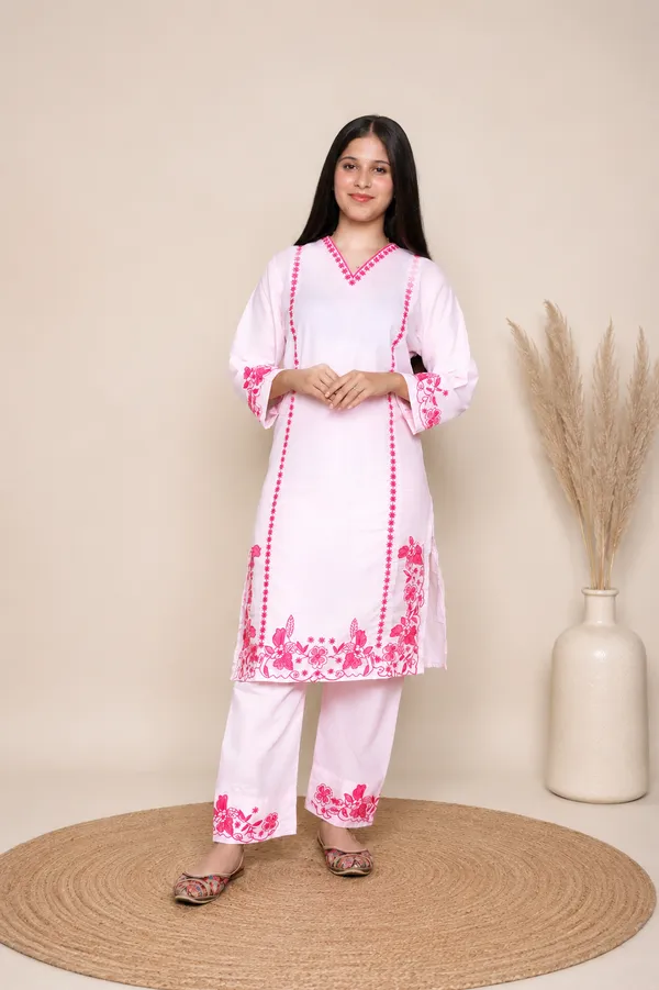 Pink_Mixed_Cotton_Embroidered_Kurta_Set_For_Women