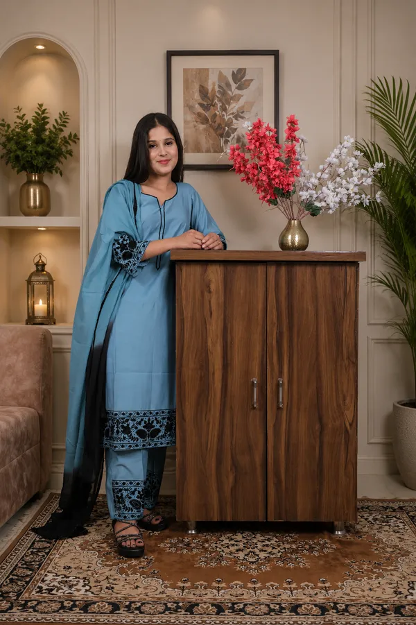 Sky_Blue_Cotton_Embroidered_Salwar_Suit_Set_For_Women