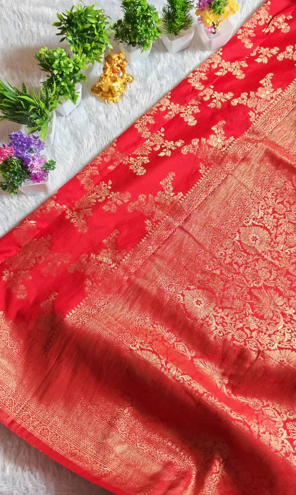 Crush_Georgette-_Jaal_pattern