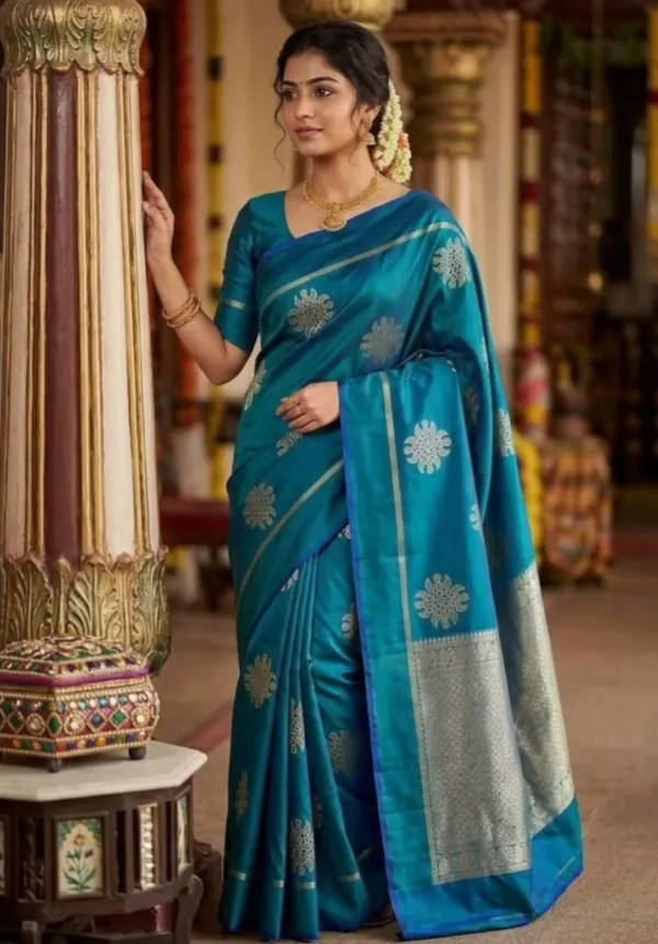 Kolam/Rangoli_Art_silk_Sarees