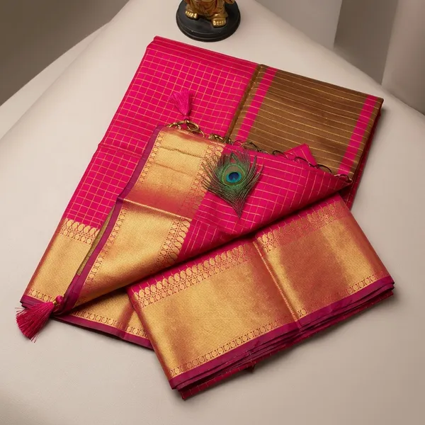 Bandhini-_Contrast_piping