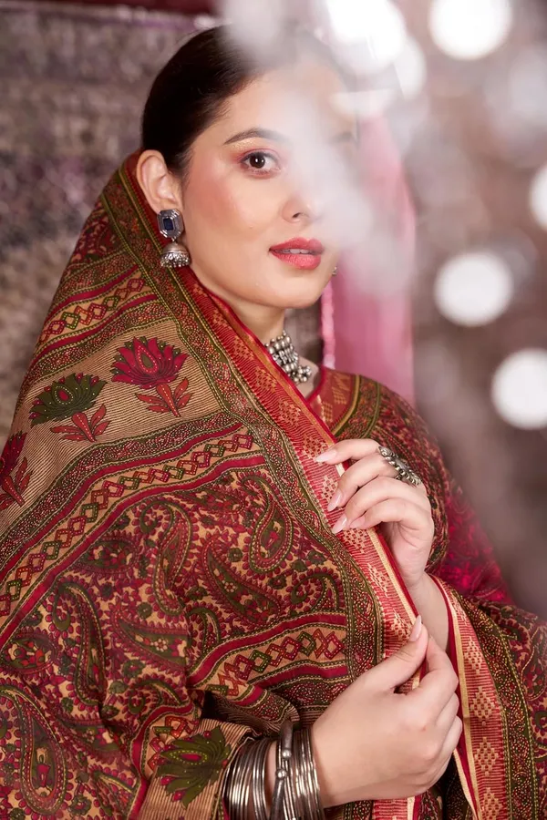 Tamaira_Fashion_Women_S_Kalamkari_Printed_Pure_Soft_Cotton_Maroon_Resham_Border_Saree_Without_Blouse_Piece_11593_Parent
