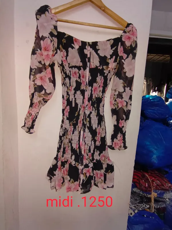 Black_Floral_Printed_Off_Shoulder_Midi_Dress_For_Women