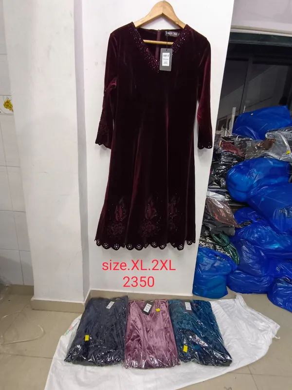 Maroon_Velvet_Embellished_Tunic_Dress_For_Women