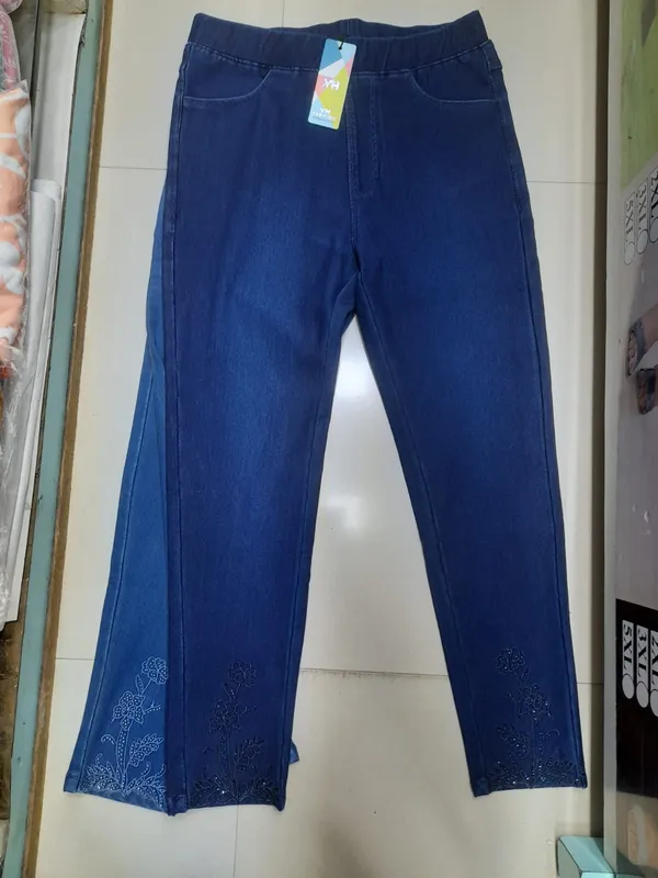Blue_Denim_Floral_Embroidered_Straight_Fit_Jeans_For_Women