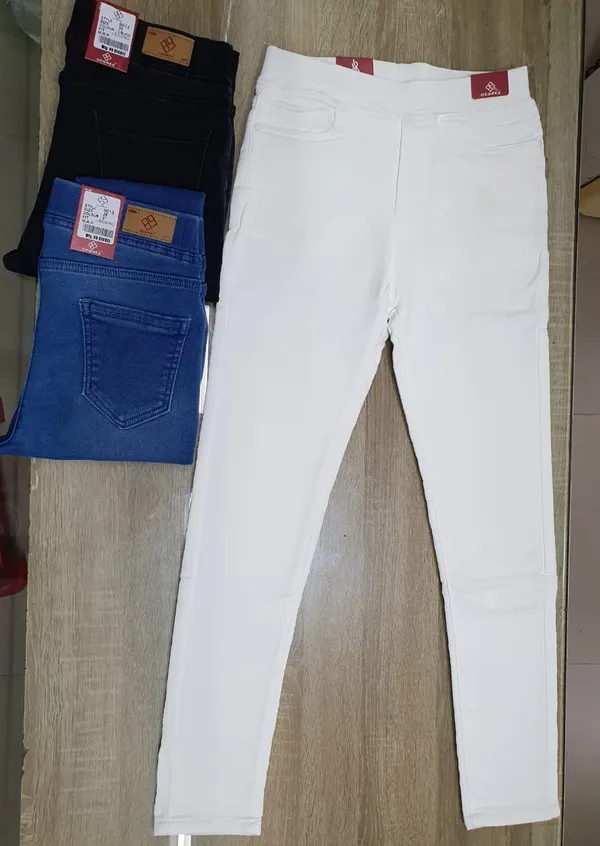 White_Slim_Fit_Denim_Jeans_For_Women