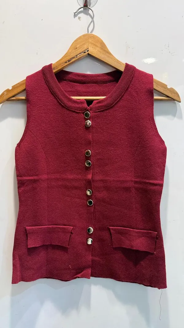 Maroon_Sleeveless_Buttoned_Vest_For_Women