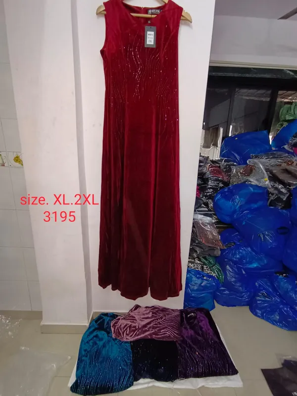 Burgundy_Sequin_Embellished_Sleeveless_Maxi_Dress_For_Women
