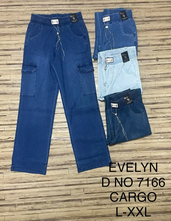 Blue_Denim_Cargo_Pants_For_Women
