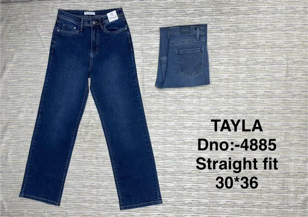 Blue_Denim_Straight_Fit_Jeans_For_Women