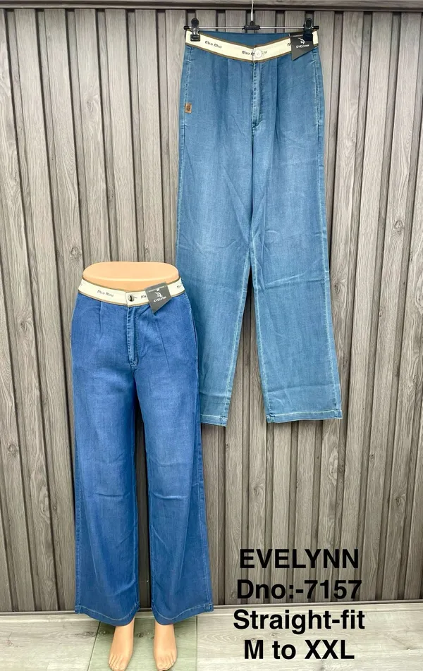 Blue_Denim_Straight_Fit_Jeans_For_Women
