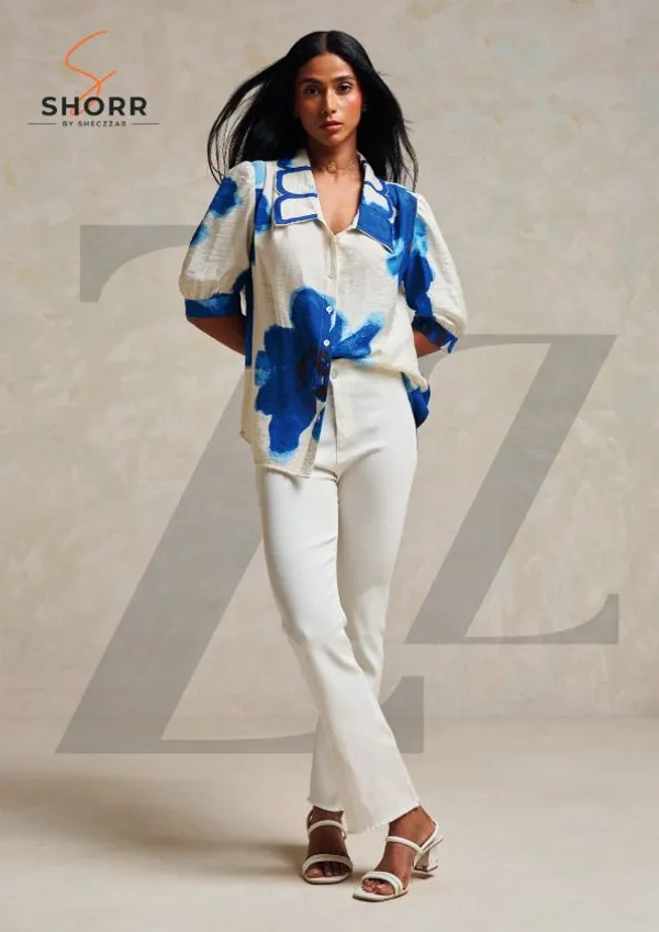 Blue_Floral_Print_Oversized_Shirt_For_Women