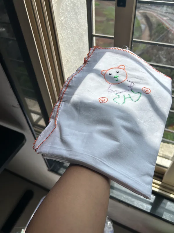 White_Cotton_Swaddle_For_Kids