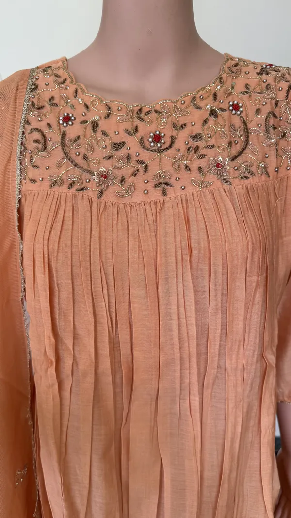 Peach_Zardosi_Work_Mul_Chanderi_Suit_Set