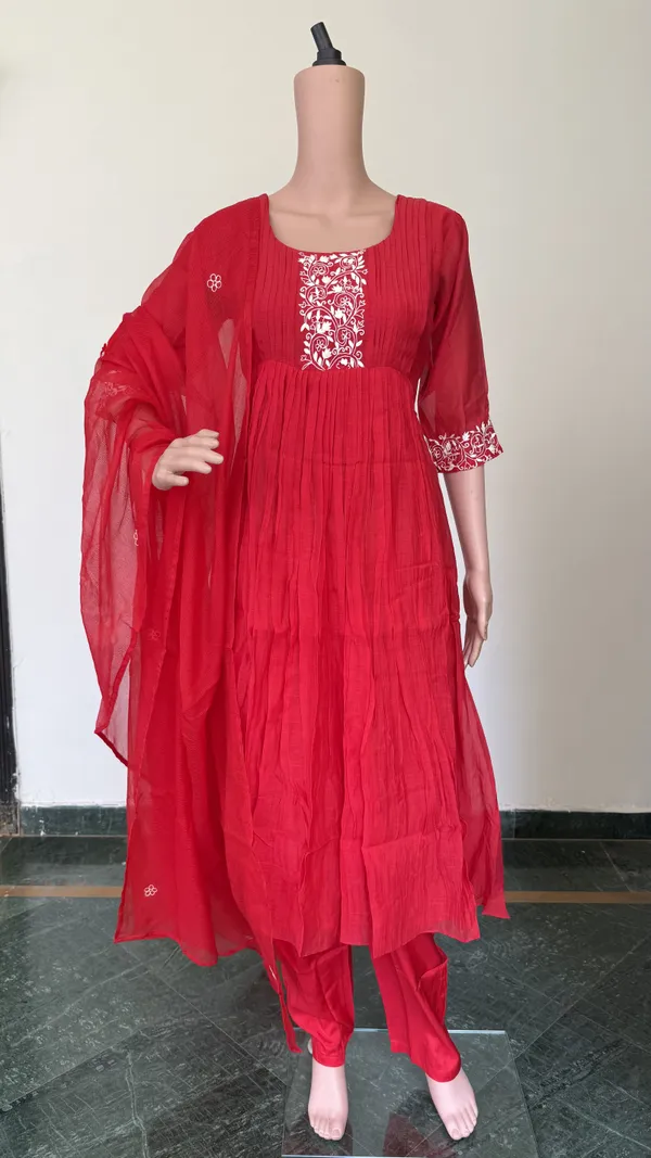 Red_Mul_Chanderi_With_Embroidered_Suit_Set
