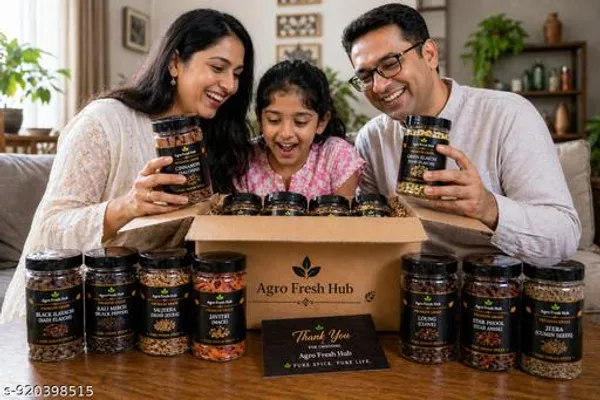 Whole_Spices_Combo_6_Varieties_50G_Each_With_Jars