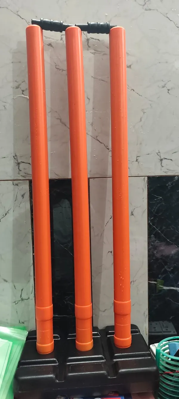 Orange_Plastic_And_Pvc_Premium_Cricket_Stump_Set