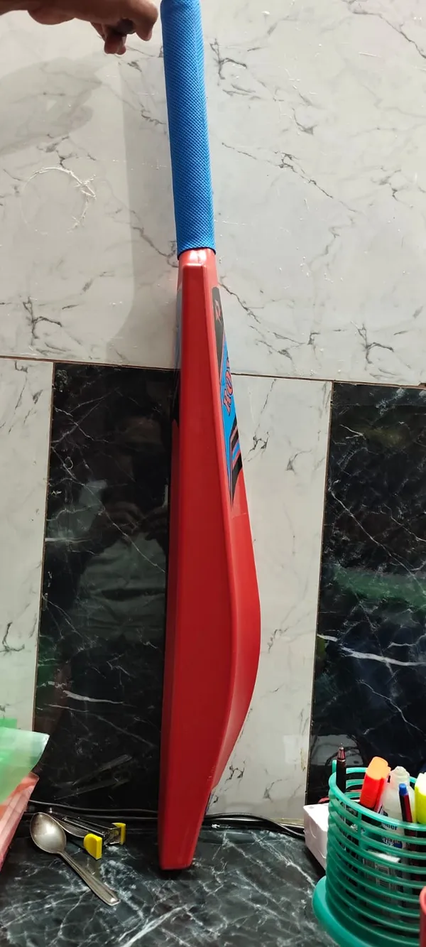 Multicolor_Plastic_Premium_Cricket_Bat_For_Practice_And_Casual_Play