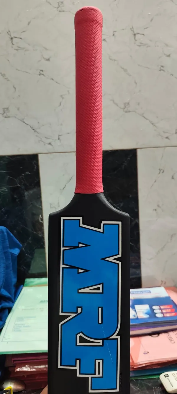 Multicolor_Willow_Plastic_Premium_Cricket_Bat