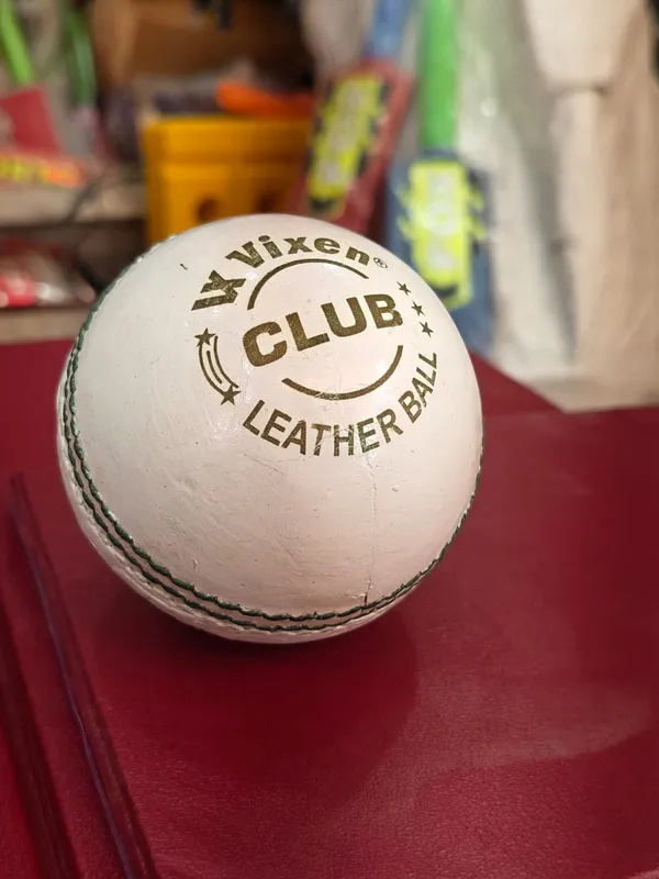 White_Alum-Tanned_Leather_Premium_Cricket_Ball
