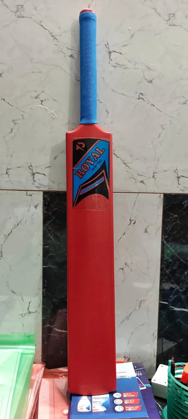 Multicolor_Plastic_Premium_Cricket_Bat_For_Practice_And_Casual_Play