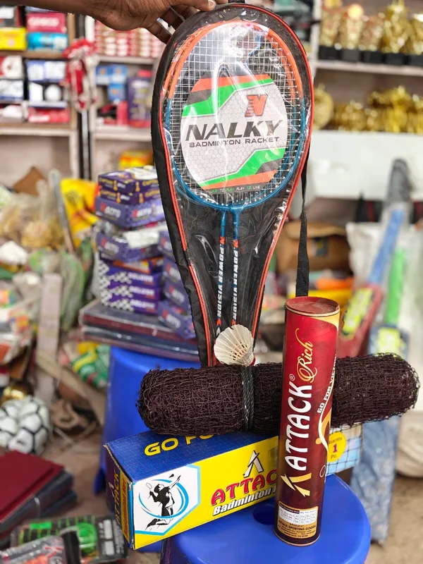 Multicolor_Steel_And_Aluminum_Premium_Badminton_Set