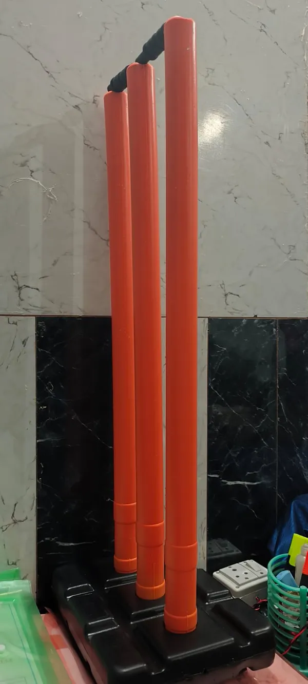 Orange_Plastic_And_Pvc_Premium_Cricket_Stump_Set
